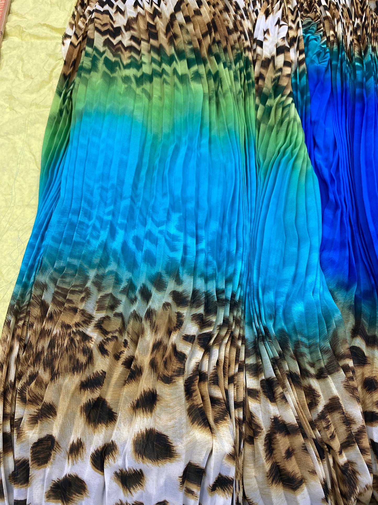 New accordion pleaded chiffon leopard animal print design 58/60” Sold by the YD. Ships worldwide from Los Angeles California USA.