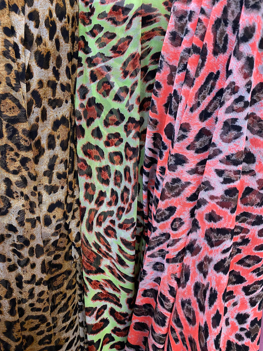 New Power mesh leopard print design 4-way stretch 58/60” Sold by the YD. Ships worldwide from Los Ángeles California USA.