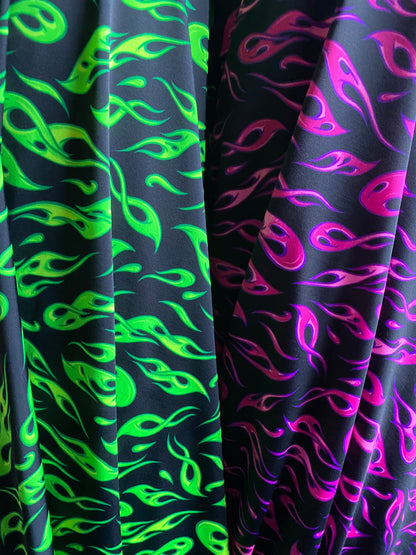 New abstract flames design print on great quality of nylon spandex 4-way stretch 58/60” Sold by the YD. Ships worldwide from Los Ángeles CA.