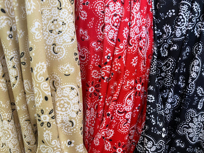 Bandana paisley design print on great quality of knit spandex 4-way stretch 58/60” Sold by the YD. Ships worldwide from Los Angeles