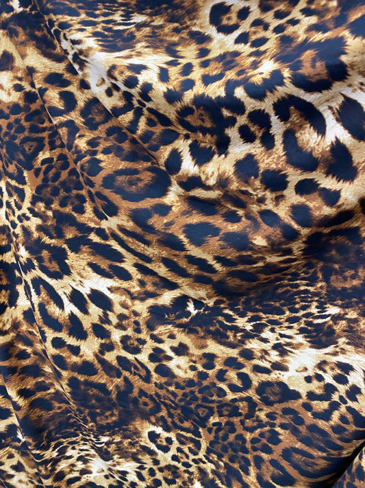 Exotic Leopard design print on great quality of poly spandex 4-way stretch 58/60” Sold by the YD. Ships Worldwide from Los Angeles californi