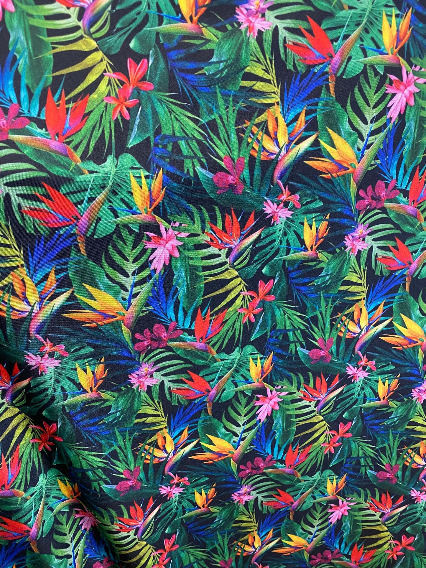 New Jennifer Design Hawaiian print on best quality of nylon spandex 4-way stretch 58/60” Sold by the YD. Ships Worldwide from Los Angeles CA