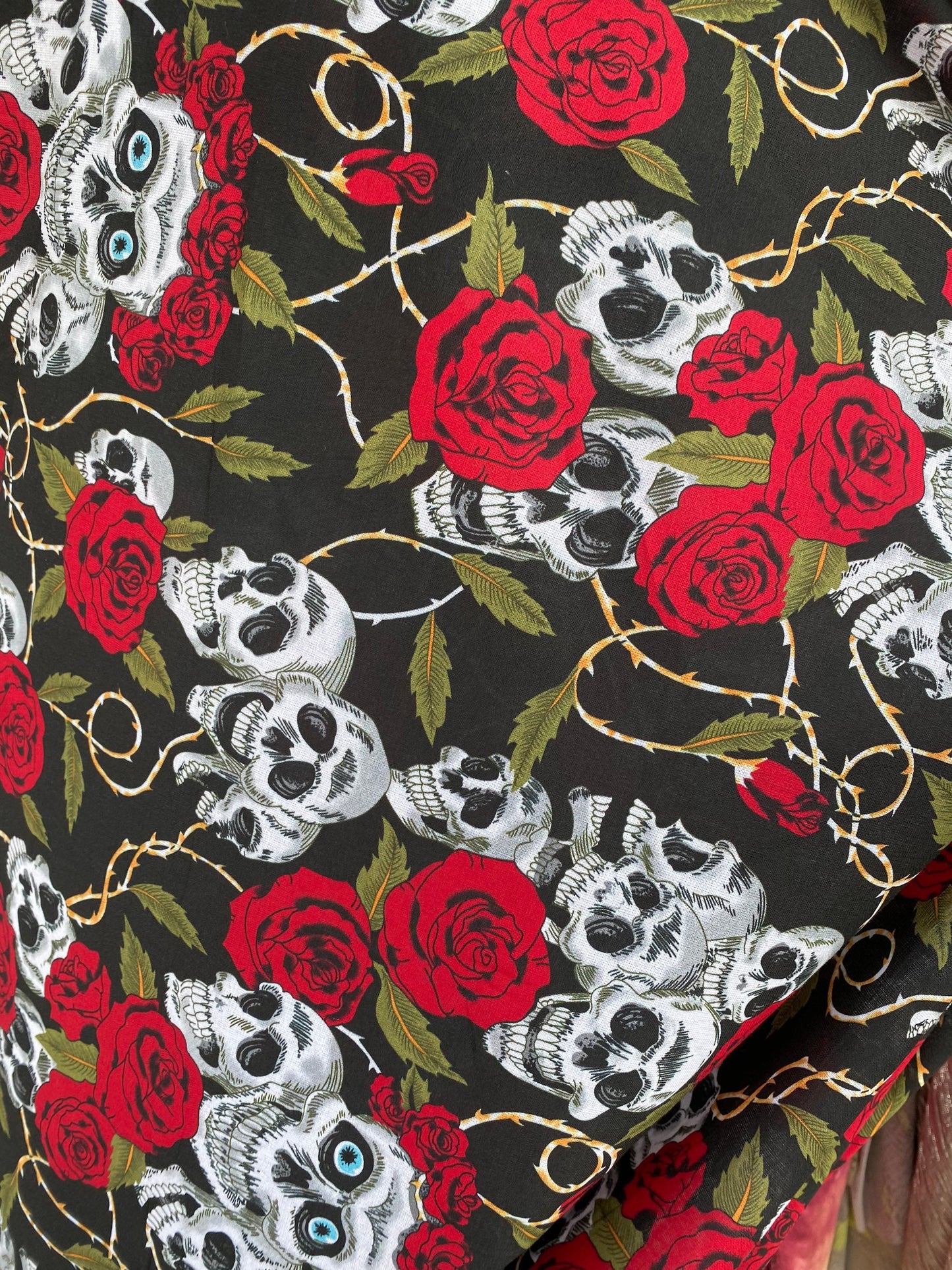 100% cotton skulls design print on very soft fabric non stretch cotton fabric 54/55” Sold by the YD. Ships worldwide from Los Angeles CA.