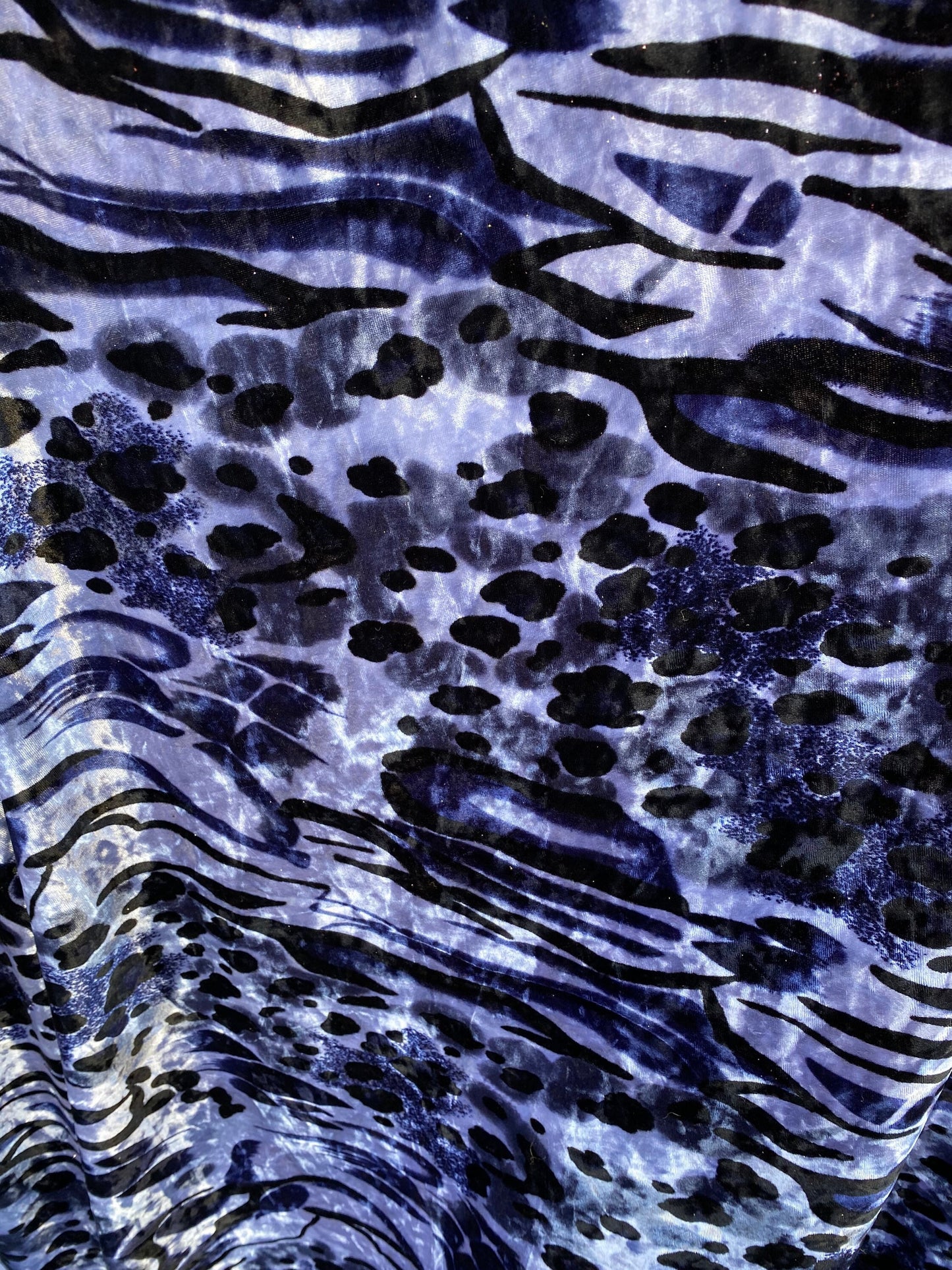 New Exotic animal print on stretch velvet 4-way stretch 58/60” Sold by the YD. Ships Worldwide from Los Angeles California USA.