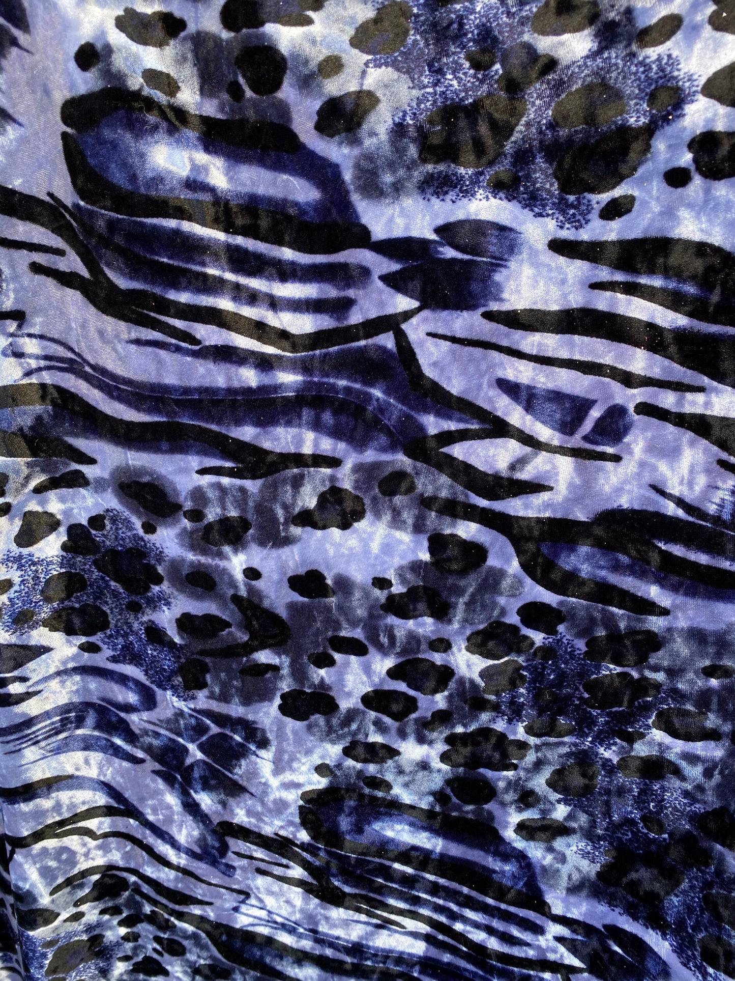 New Exotic animal print on stretch velvet 4-way stretch 58/60” Sold by the YD. Ships Worldwide from Los Angeles California USA.