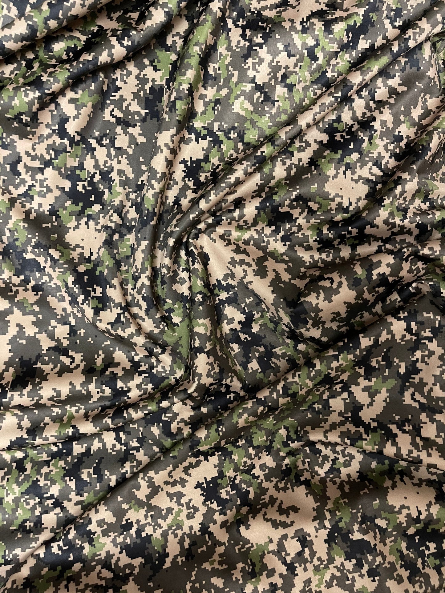 Digital camouflage design print on great quality of nylon spandex 4-way stretch 58/60” Sold by the YD. Ships Worldwide from Los Angeles CA