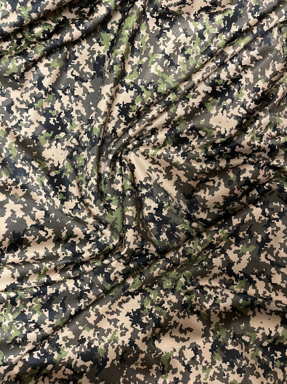 Digital camouflage design print on great quality of nylon spandex 4-way stretch 58/60” Sold by the YD. Ships Worldwide from Los Angeles CA