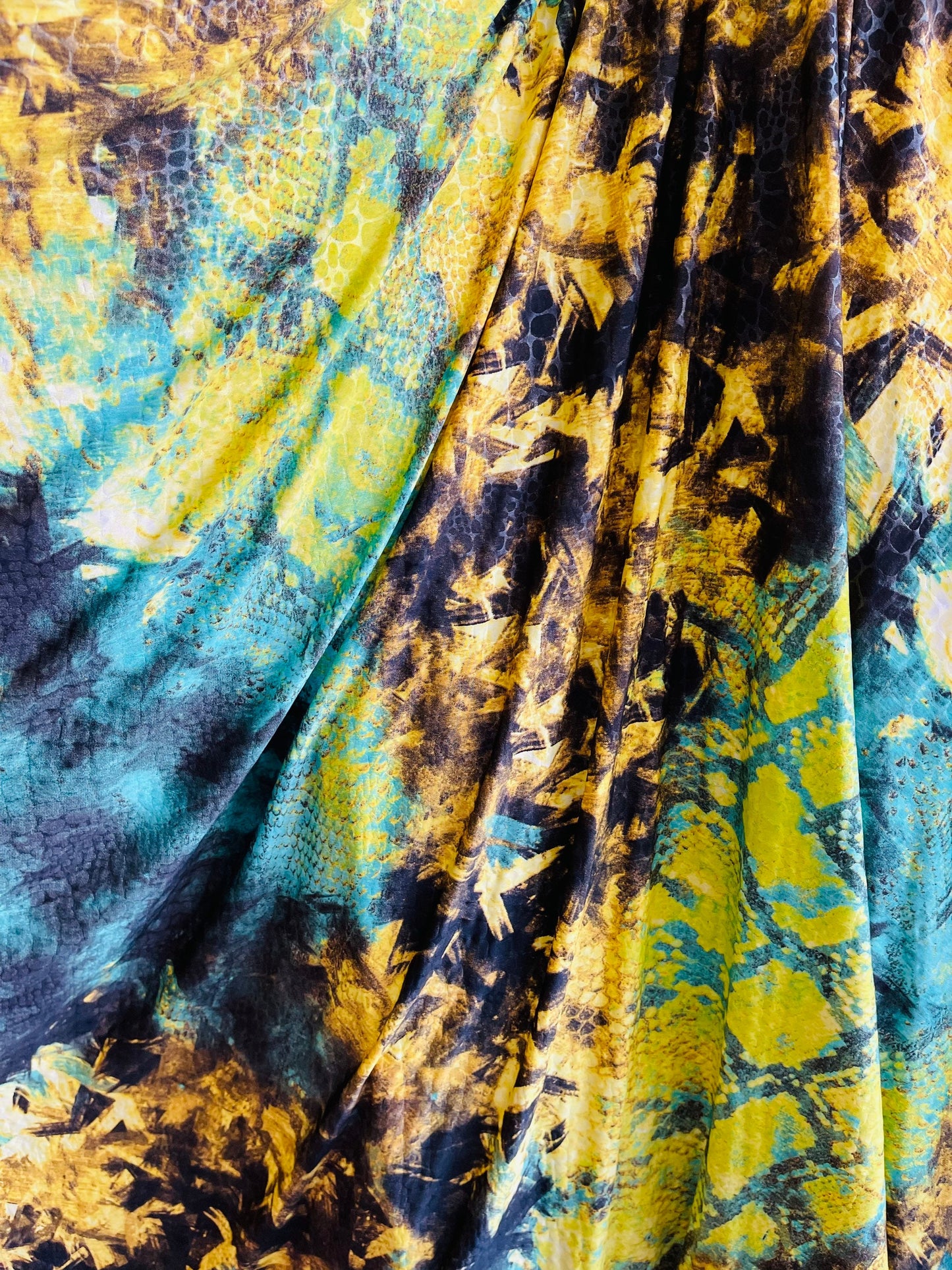 New Exotic snake design print on poly spandex 2-way stretch 58/60” Sold by the YD. Ships Worldwide from Los Angeles California USA