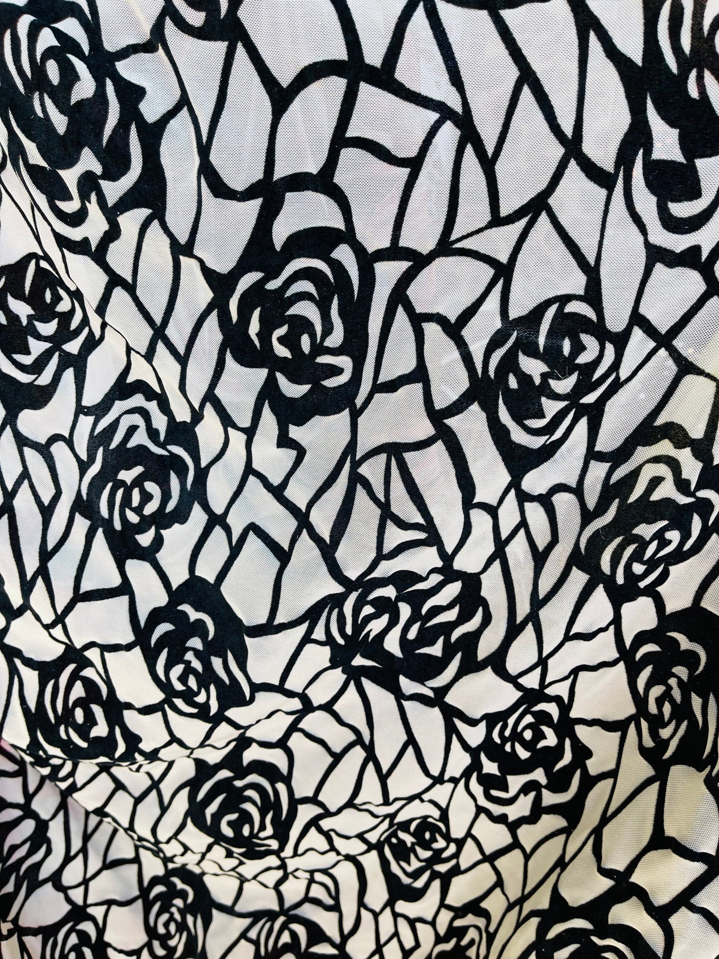 New Rose design flocking print on nude power mesh 4-way stretch 58/60” Sold by the YD. Ships Worldwide from Los Ángeles California USA