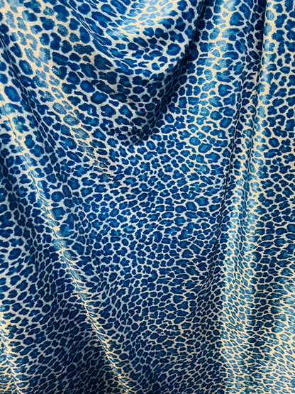 New Exotic cheetah design print on best quality of stretch velvet 4-way stretch 58/60” Sold by the YD. Ships Worldwide from Los Angeles cali