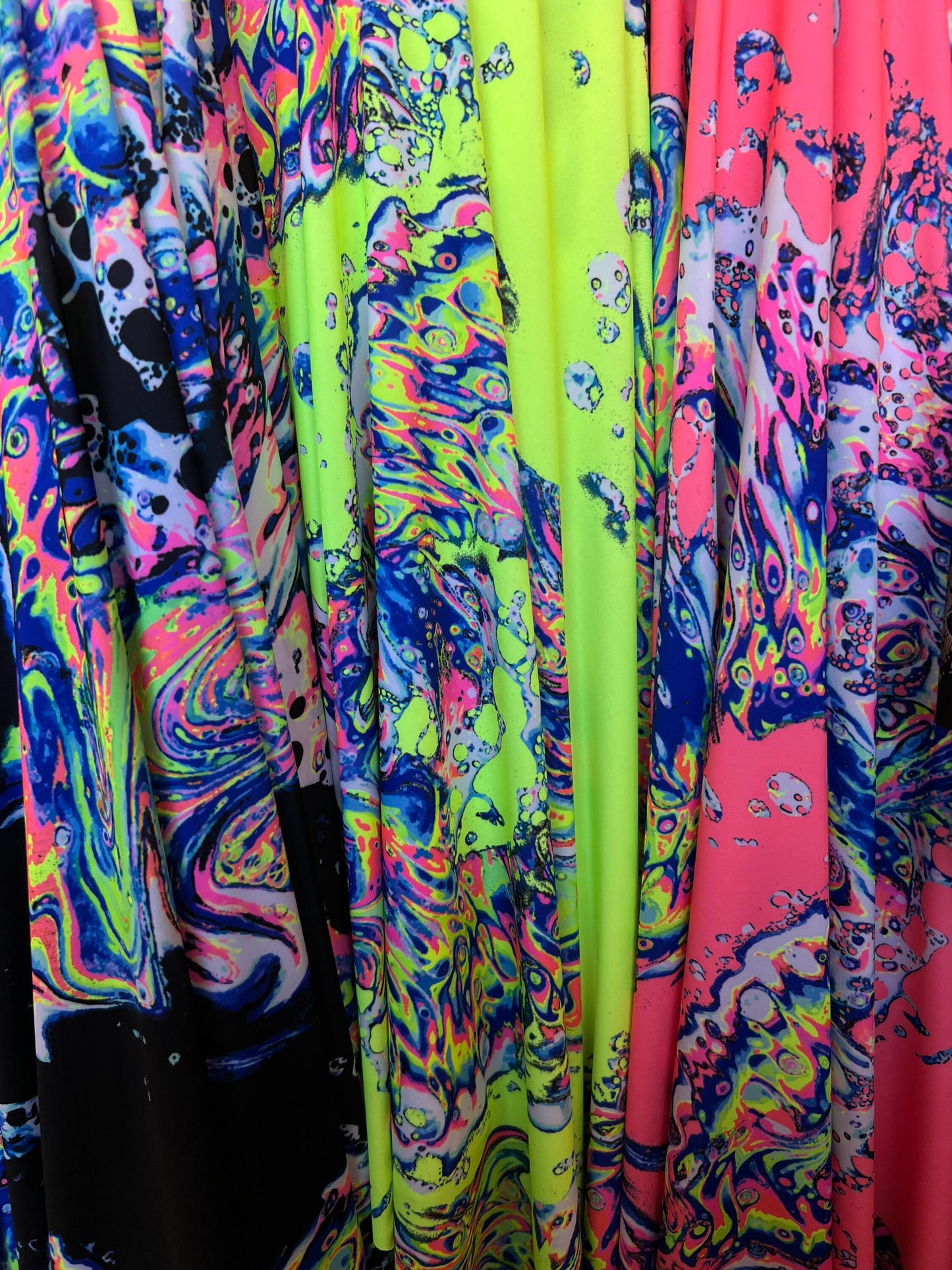 Lava abstract design print on great quality of nylon spandex 4-way stretch 58/60” Sold by the YD. Ships Worldwide from Los Ángeles CA USA