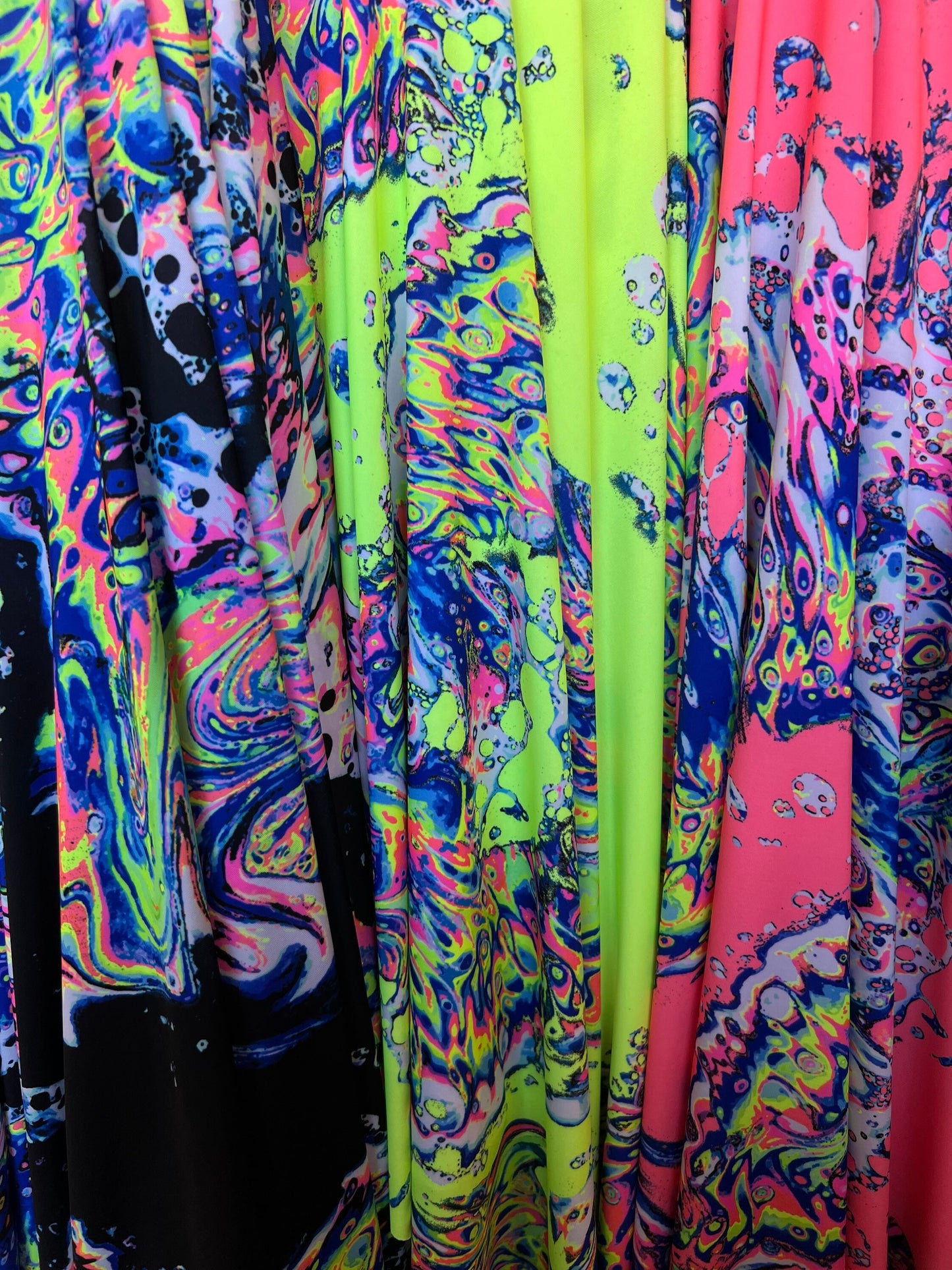 Lava abstract design print on great quality of nylon spandex 4-way stretch 58/60” Sold by the YD. Ships Worldwide from Los Ángeles CA USA