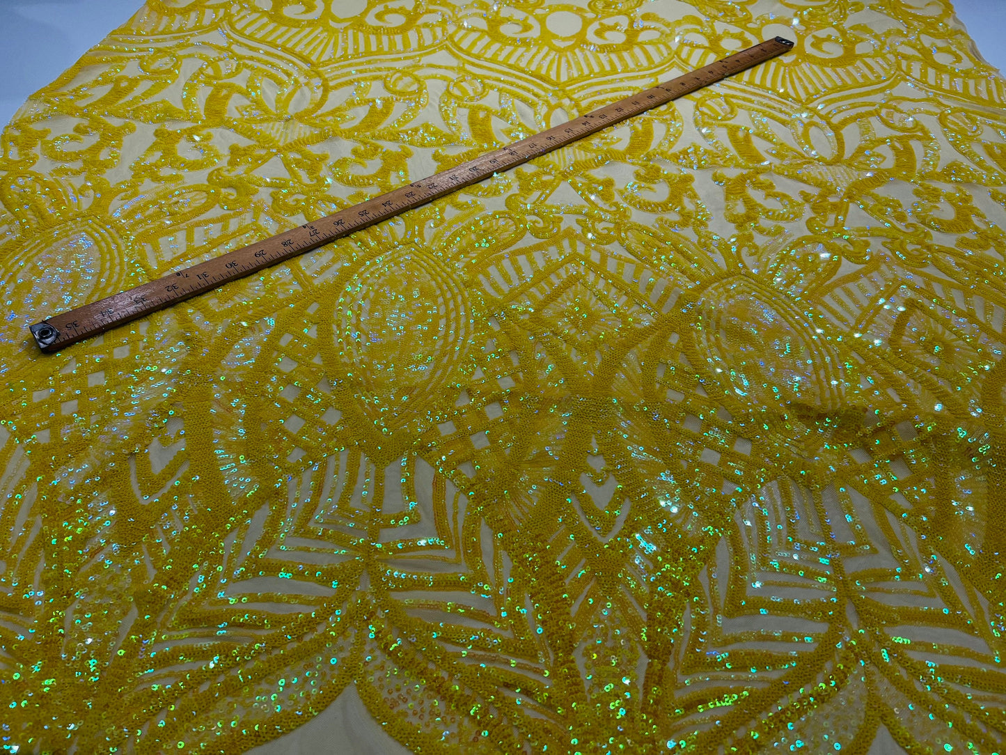 New Luxury iridescent sequins Diana design embroidered on  4-way stretch mesh 55/57” Sold by the YD. Ships Worldwide from Los Ángeles Califo