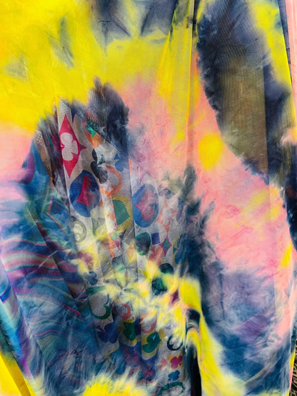 Tie dye design print on great quality of nylon power mesh 4-way stretch 58/60” Sold by the YD. Ships Worldwide from Los Angeles California