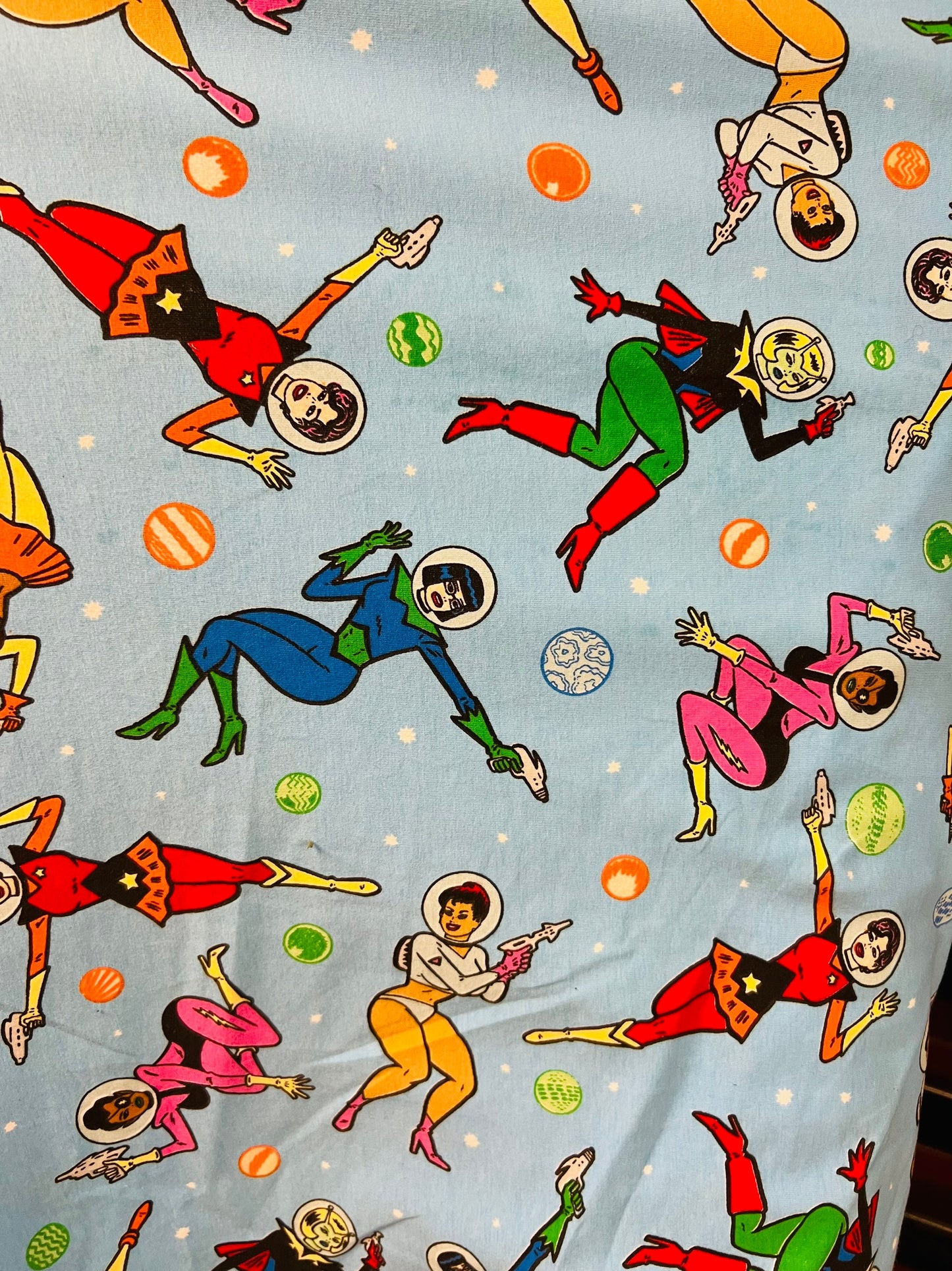 Superwoman cartoon design print on heavy quality of cotton spandex 12 Oz 2-way stretch 58/60” Sold by the YD.
