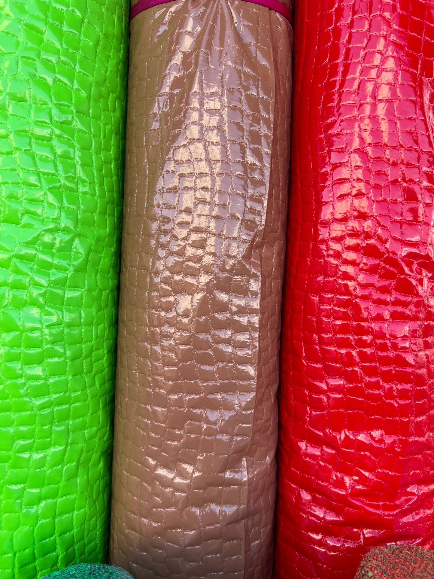New crocodile stretch vinyl  shiny latex 4-way stretch 58/60” Sold by the YD. Ships worldwide from Los Ángeles California USA