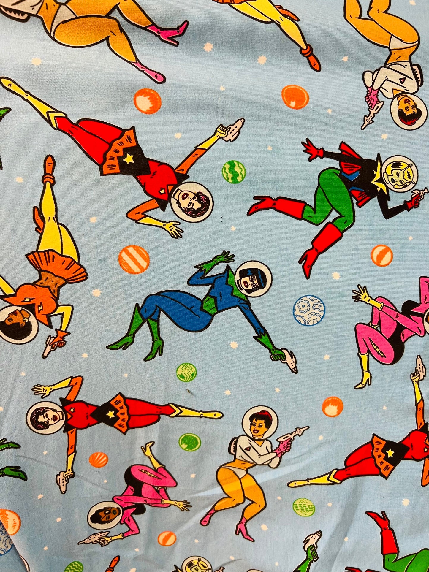 Superwoman cartoon design print on heavy quality of cotton spandex 12 Oz 2-way stretch 58/60” Sold by the YD.