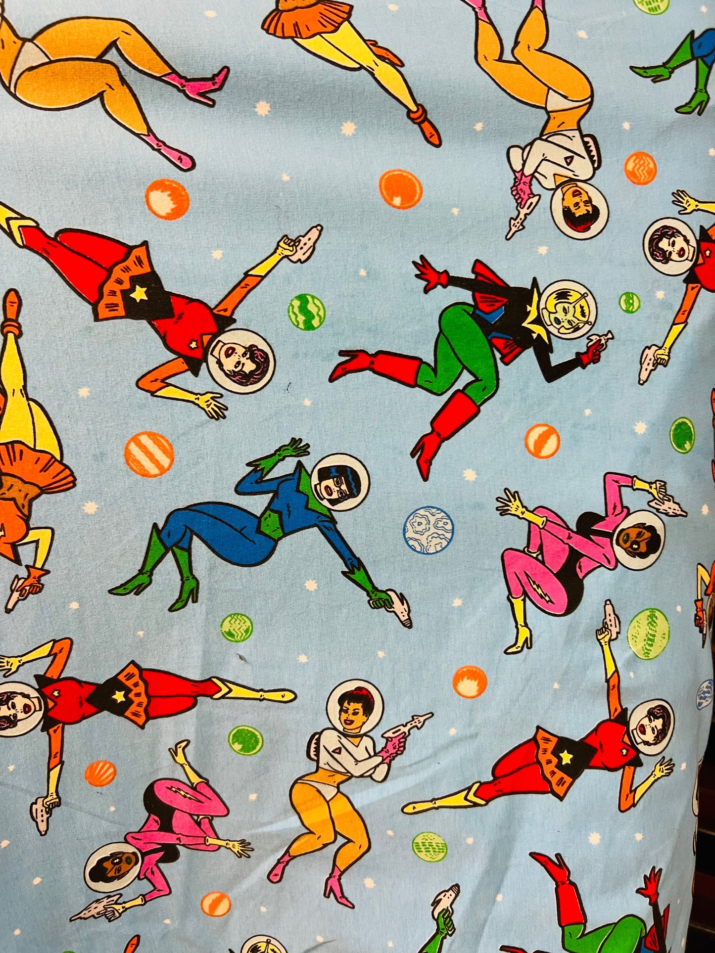 Superwoman cartoon design print on heavy quality of cotton spandex 12 Oz 2-way stretch 58/60” Sold by the YD.