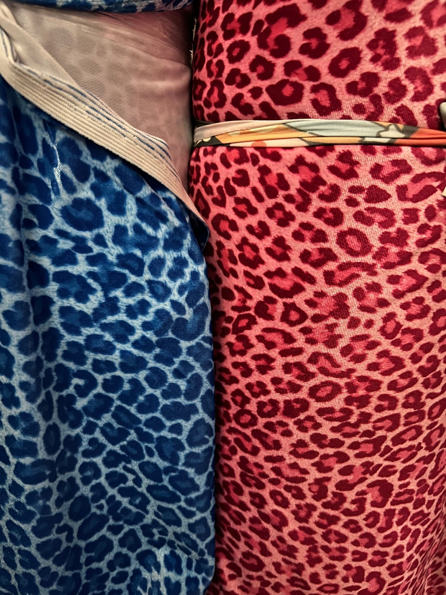 Exotic Cheetah design print on best quality of stretch velvet 4-way stretch 58/60” Sold by the YD. Ships Worldwide from Los Ángeles CA