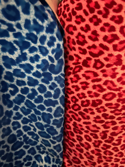 Exotic Cheetah design print on best quality of stretch velvet 4-way stretch 58/60” Sold by the YD. Ships Worldwide from Los Ángeles CA