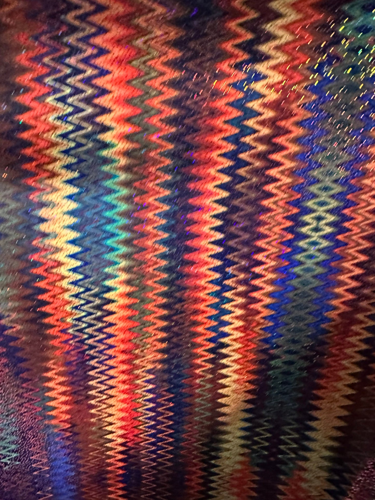 Zigzag tie dye print design on nylon spandex 4way stretch 58/60" sold by the yd. Ships worldwide from Los Angeles California USA