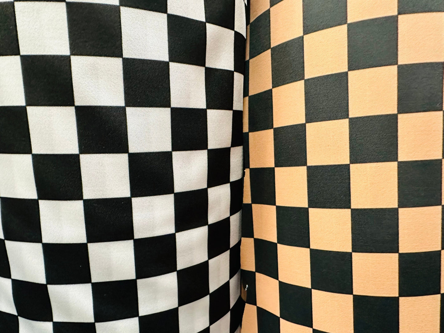 Checkered design 1” print on great quality of nylon spandex 4-way 58/60” Sold by the YD. Ships Worldwide from Los Angeles California USA.