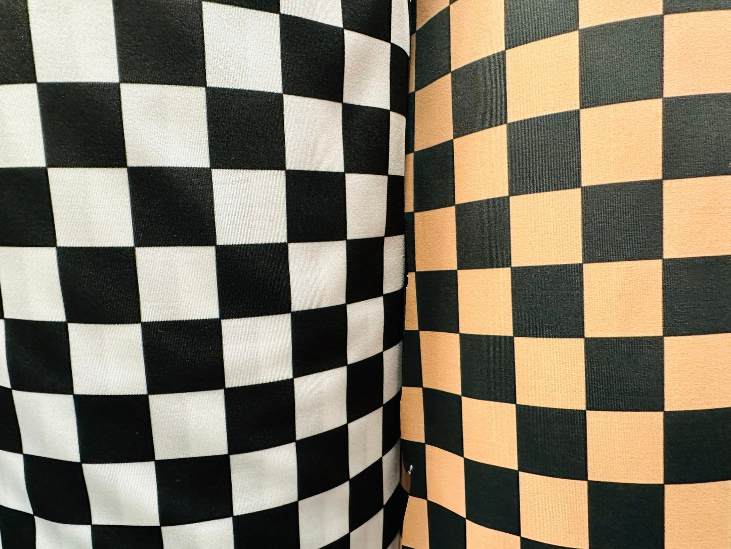 Checkered design 1” print on great quality of nylon spandex 4-way 58/60” Sold by the YD. Ships Worldwide from Los Angeles California USA.