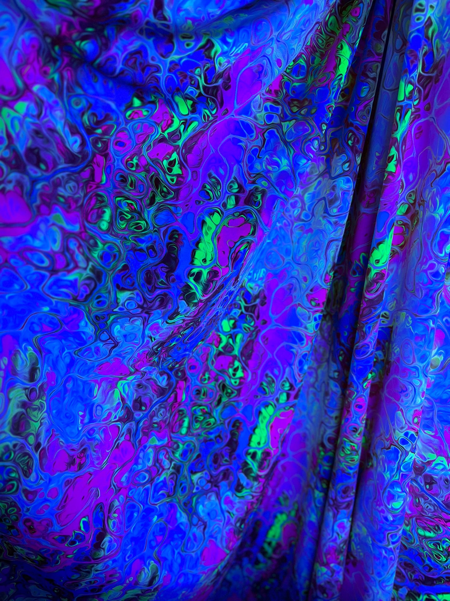 New Modern abstract lava design UV light it glows in the dark under black light nylon spandex 4-way stretch 58/60”