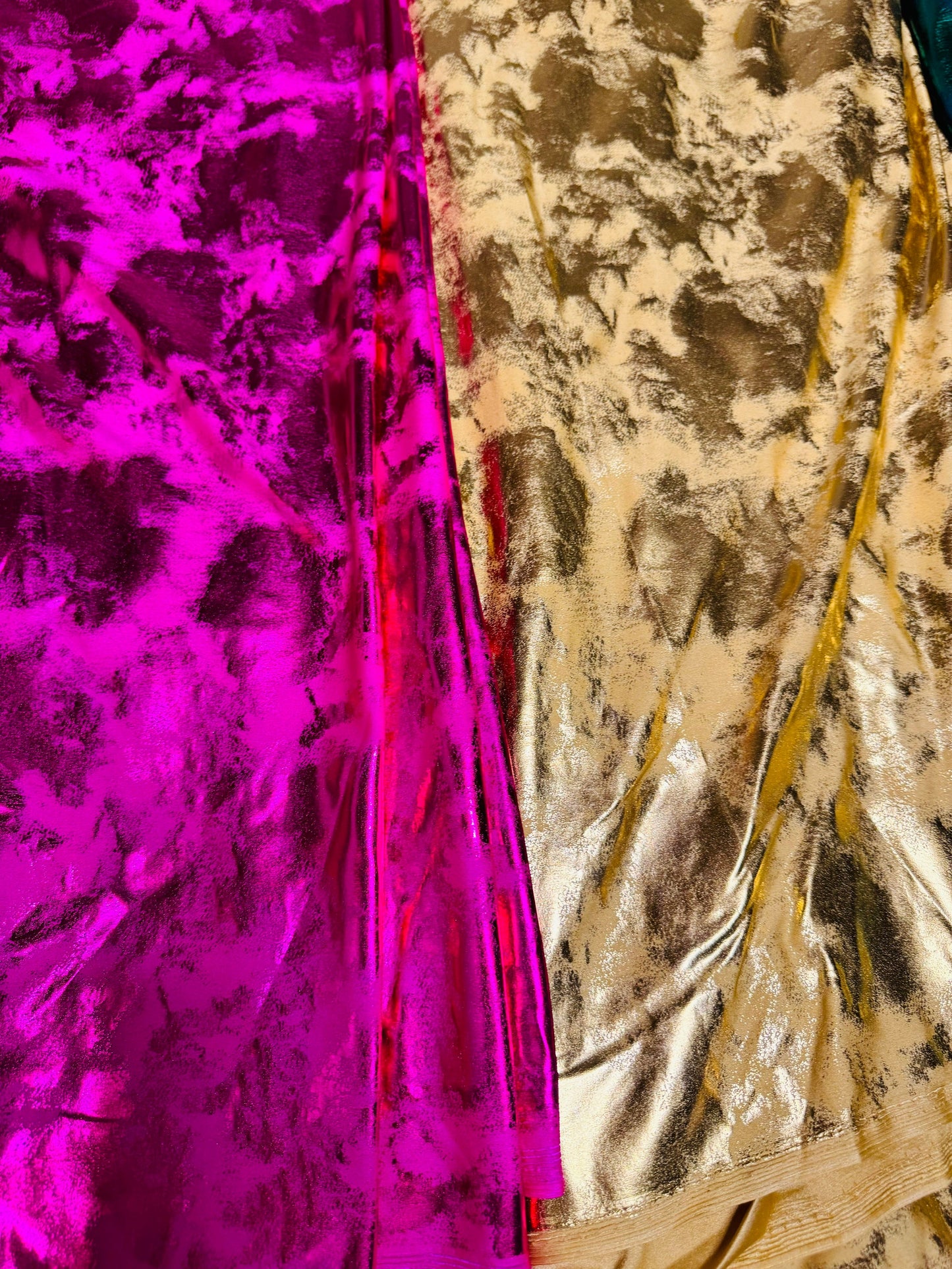 New splatter foil design metallic nylon spandex 4-way stretch 58/60”