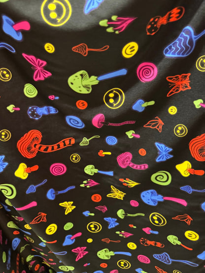 Fantastic mushrooms design black/multicolor print on great quality of nylon spandex 4-way stretch 58/60”