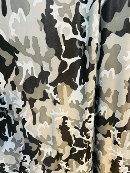 Camouflage design Gray/silver/black print on poly spandex 2-way stretch 58/60”