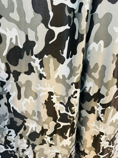 Camouflage design Gray/silver/black print on poly spandex 2-way stretch 58/60”