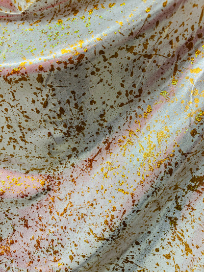 Splatter paint design hologram metallic nylon spandex white/gold 4-way spandex 58/60”