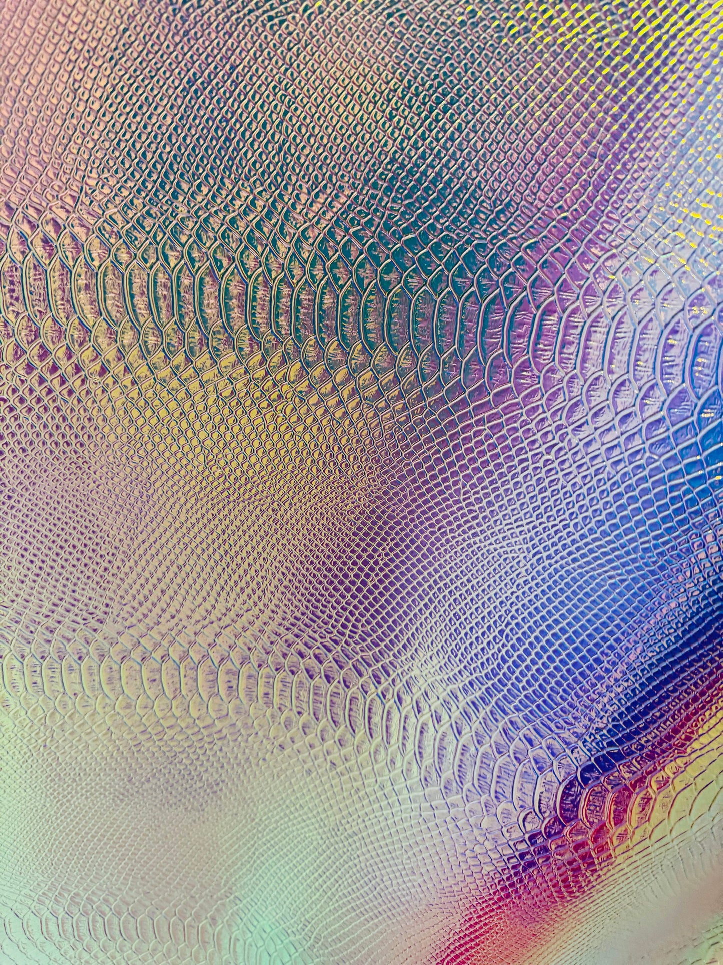 Exotic Alligator design Iridescent metallic vinyl non stretch 58/60”