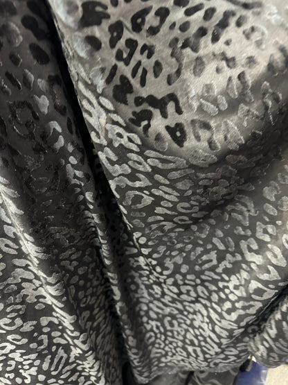 Leopard design spandex burnout velvet 4-way stretch 58/60” High quality fabrics by AlexLAFabrics