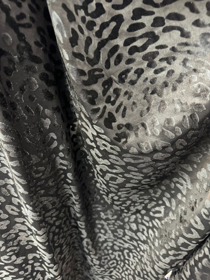 Leopard design spandex burnout velvet 4-way stretch 58/60” High quality fabrics by AlexLAFabrics