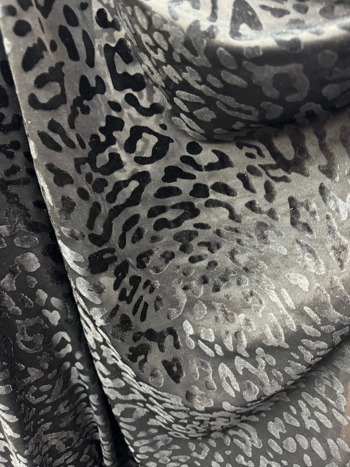 Leopard design spandex burnout velvet 4-way stretch 58/60” High quality fabrics by AlexLAFabrics