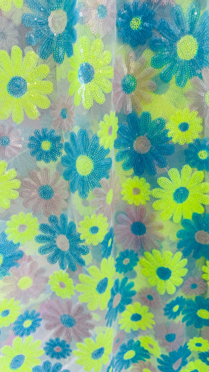 New Daisy flower design embroidered on spandex mesh 2-way 55/57”