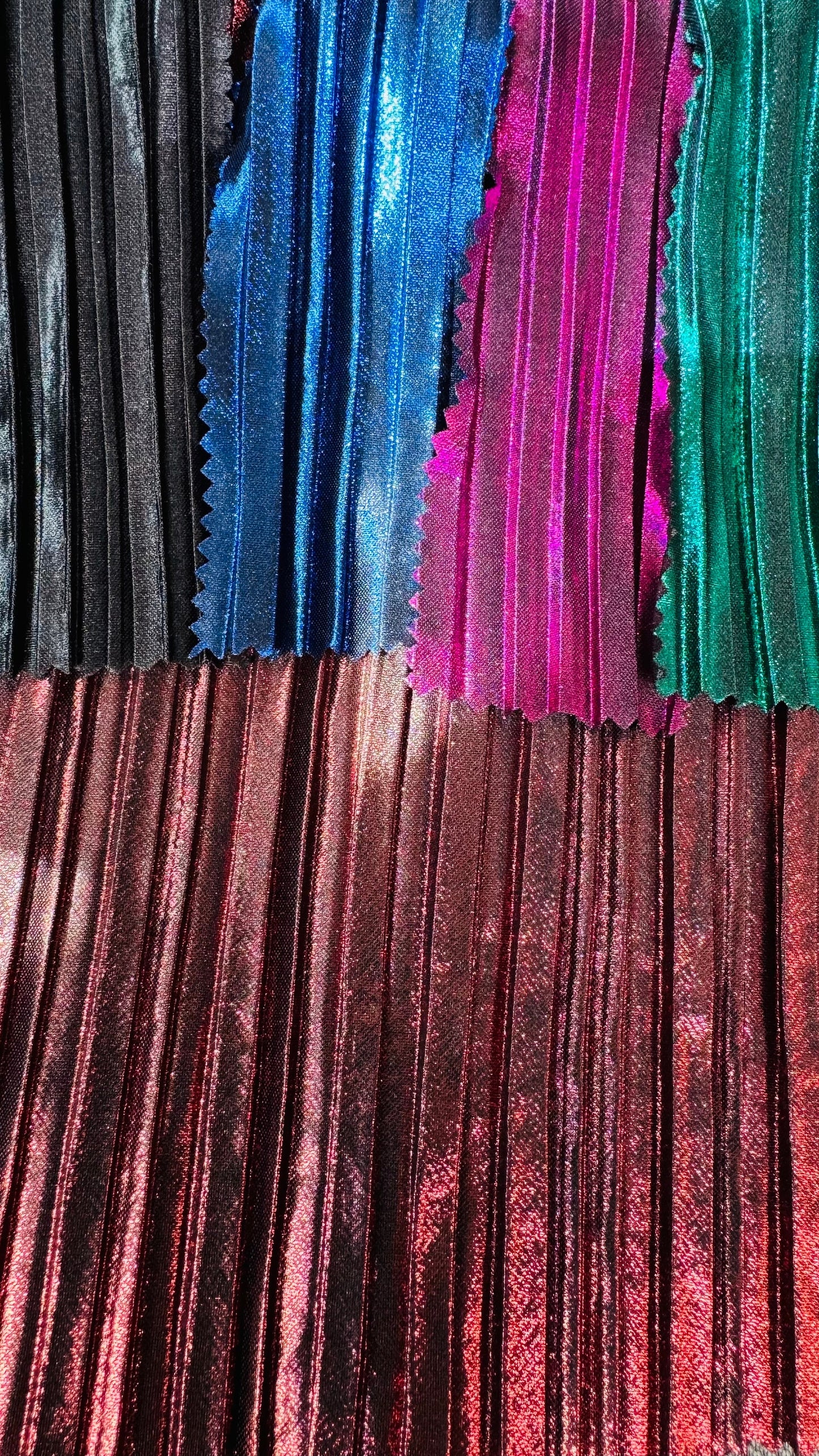 Luxury Metallic Pleated High quality fabric 2-way stretch 58/60” Sold by the YD. Ships worldwide from Los Angeles California USA