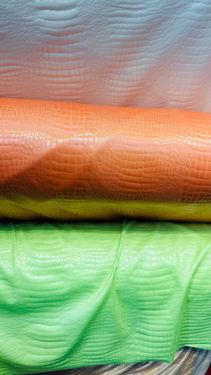 Snake design on poly spandex with clear foil 4-way stretch 58/60” High quality fabrics by AlexLAFabrics