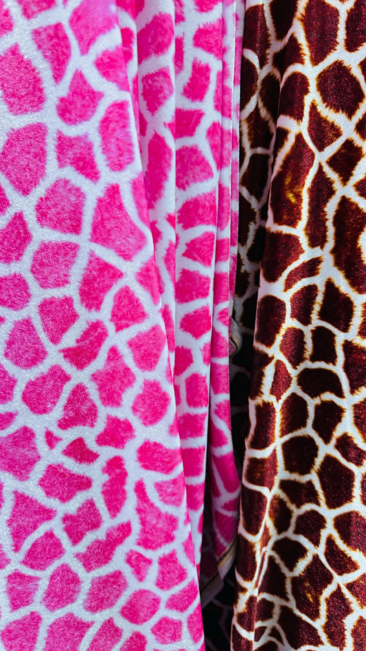 Giraffe Exotic design print on good quality of stretch velvet 4way 58/60" Sold by the YD. Ships worldwide from Los Angeles California USA.