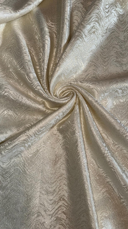 New Metallic Brocade Wavy design Non Stretch Ivory color 110” Sold by the YD. High quality fabrics by AlexLAFabrics