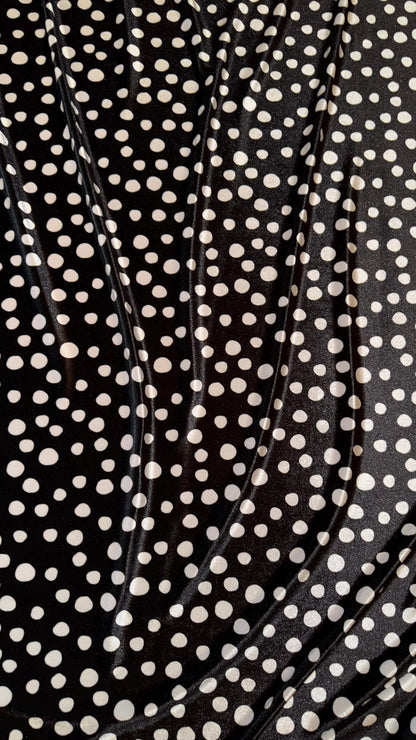 Pebbles design black/white on stretch luxury silky velvet 58/60” Sold by the YD. Ships Worldwide from Los Angeles California USA.