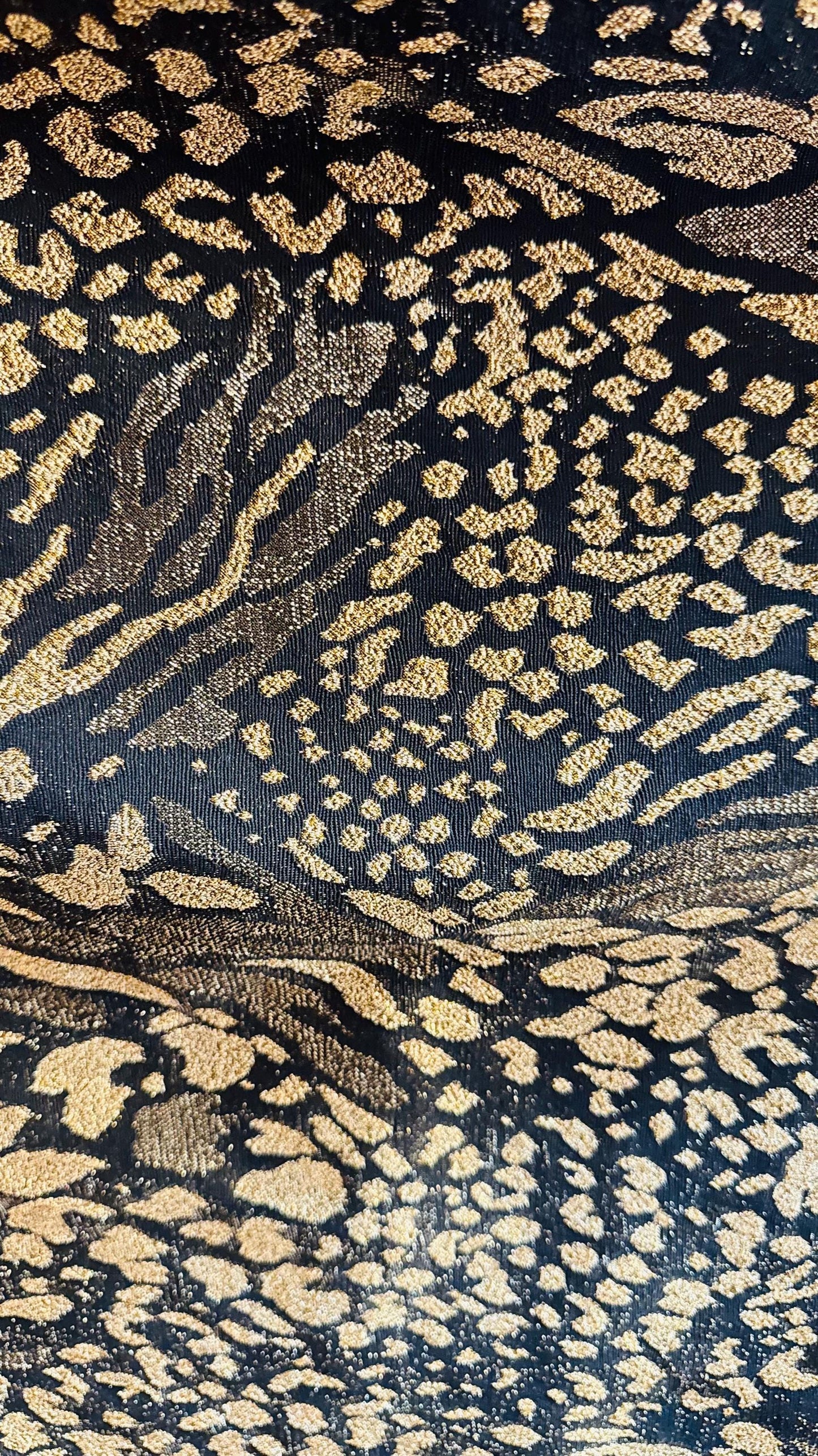 New Exotic Animal design Metallic slinky spandex 4way stretch 58/60" Sold by the YD. Ships worldwide from Los Angeles California USA.