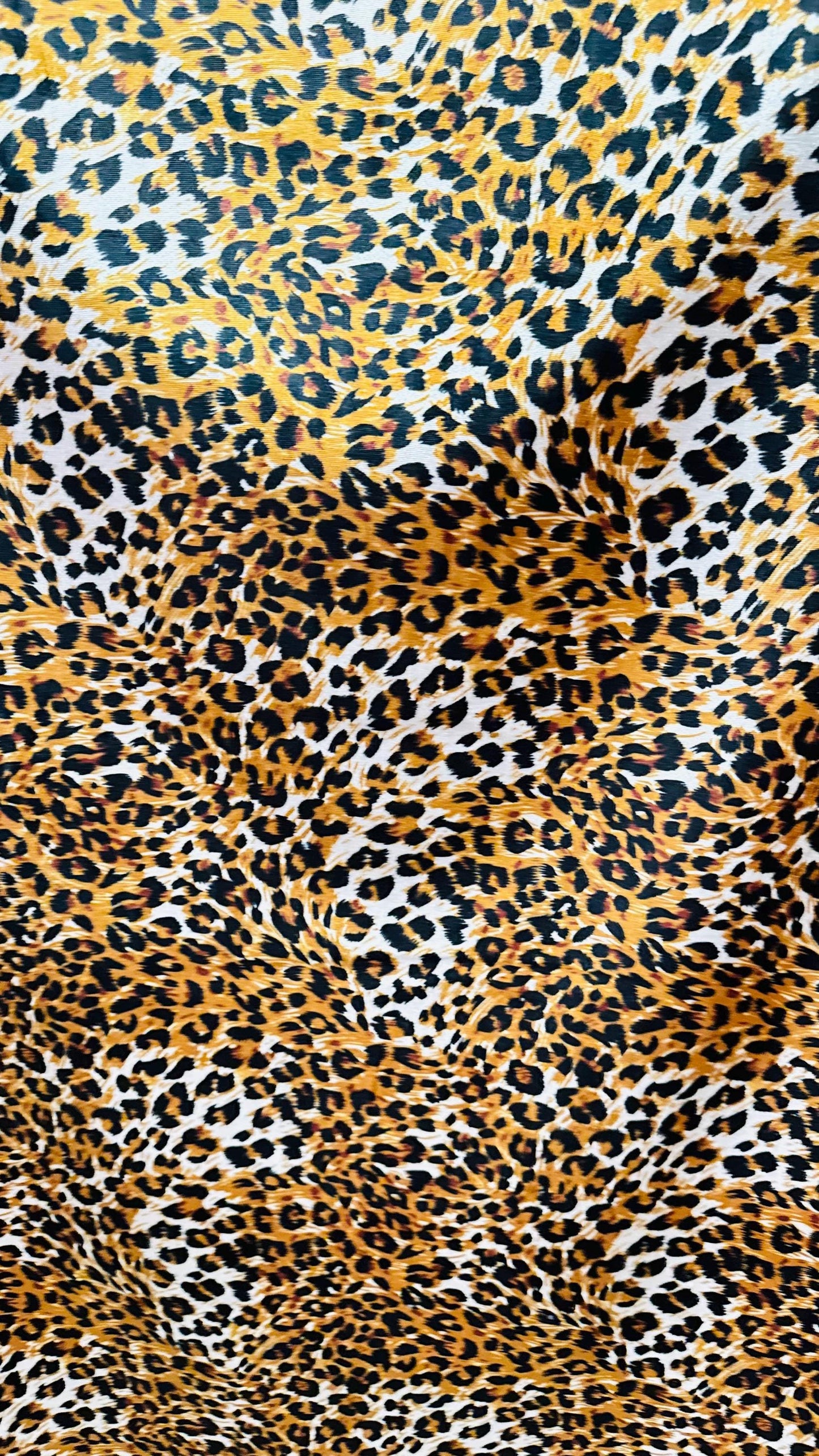 New Cheetah design print on heavy Spandex velvet 4way stretch 58/60" Sold by the YD. Ships worldwide from Los Ángeles California USA.
