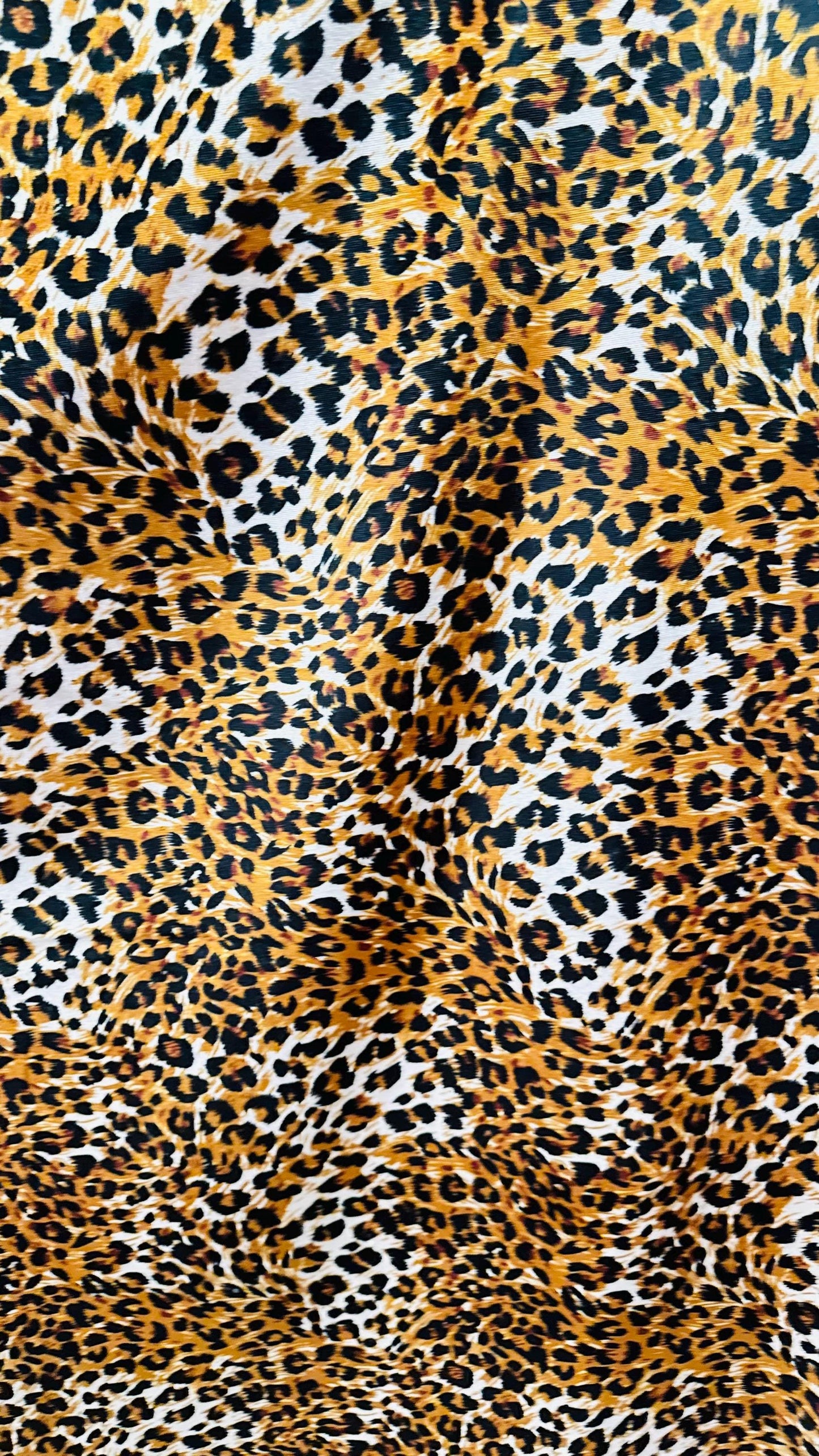 New Cheetah design print on heavy Spandex velvet 4way stretch 58/60" Sold by the YD. Ships worldwide from Los Ángeles California USA.