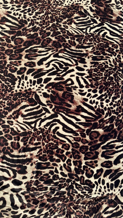 Exotic Animal Safari design on heavy stretch velvet 4way stretch 58/60" Sold by the YD. Ships worldwide from Los Ángeles California USA.