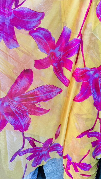 New Tulip Flower design print on power mesh 4-way stretch see though fabric 58/60” Sold by the YD. Ships Worldwide from Los Ángeles CA.