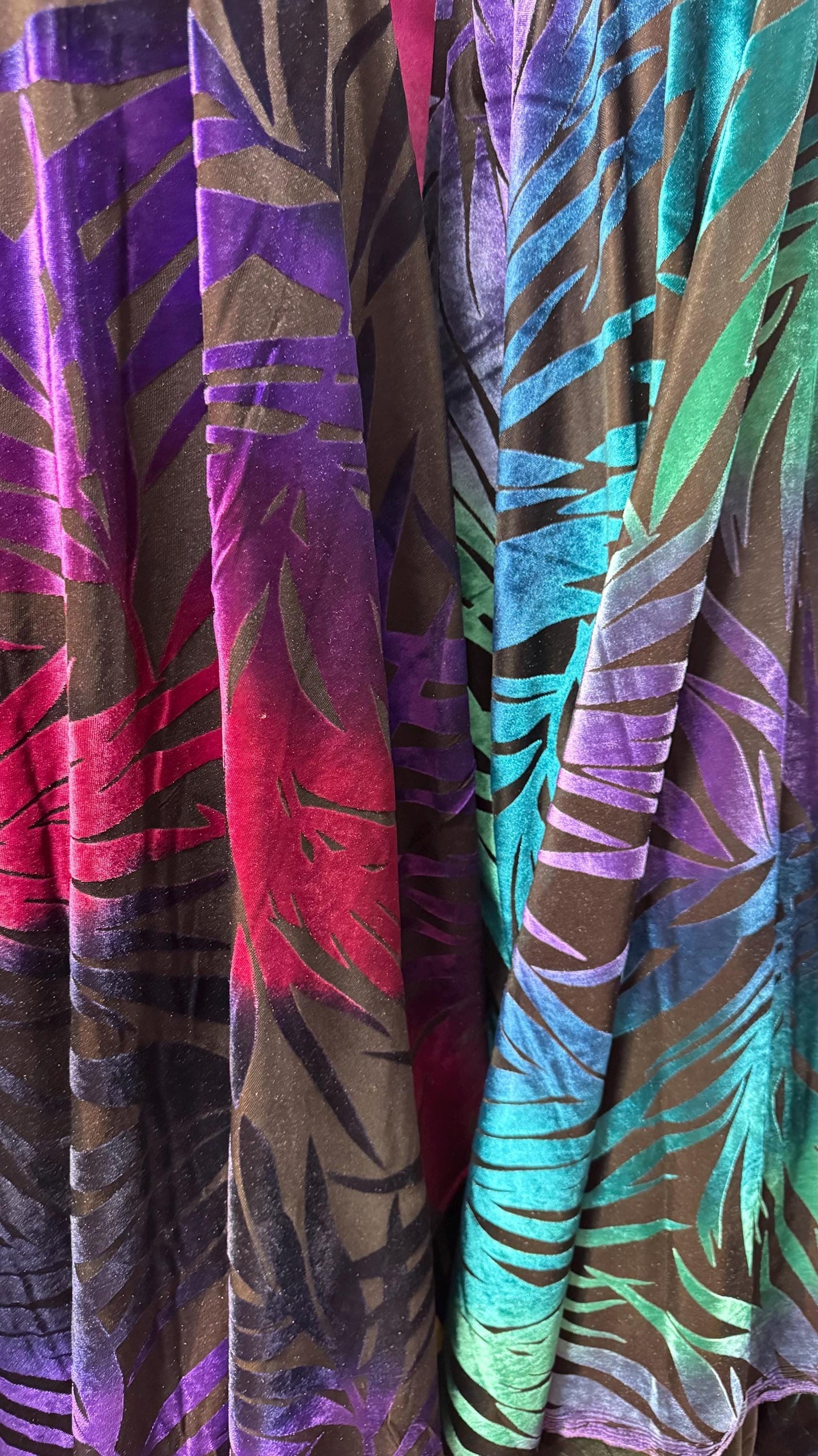 NEW Burnout Silky stretch velvet Leaf abstract design Italian High quality 4way stretch 58/50" Sold by the YD. Ships worldwide from L.A