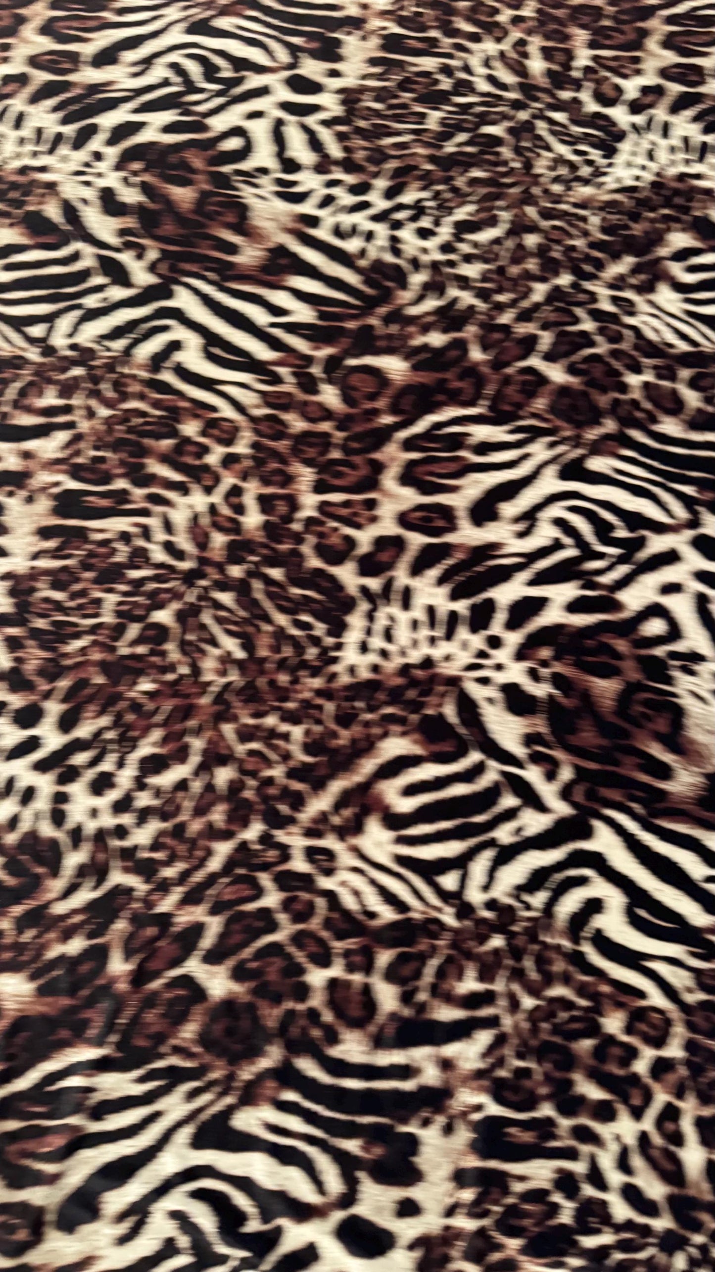 Exotic Animal Safari design on heavy stretch velvet 4way stretch 58/60" Sold by the YD. Ships worldwide from Los Ángeles California USA.
